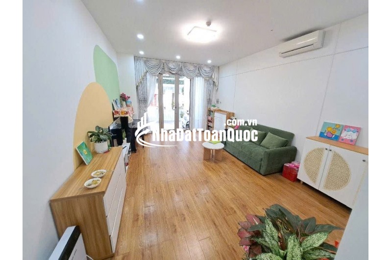 BÁN GẤP CHDV 5 TẦNG ĐƯỜNG SỐ NGUYỄN THỊ THẬP TT QUẬN 7 162m2 DÒNG TIỀN 23tr/THÁNG