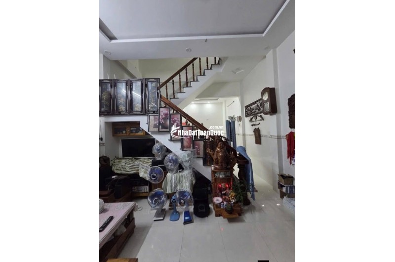 SIÊU PHẨM NHÀ 2 MẶT TIỀN TRUNG TÂM CHỢ DINH – LÊ VĂN THỦ, QUY NHƠN