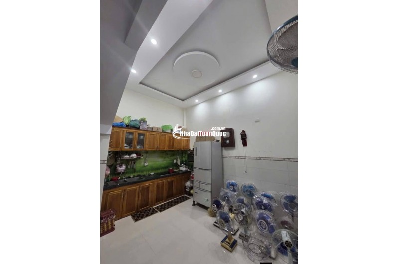 SIÊU PHẨM NHÀ 2 MẶT TIỀN TRUNG TÂM CHỢ DINH – LÊ VĂN THỦ, QUY NHƠN