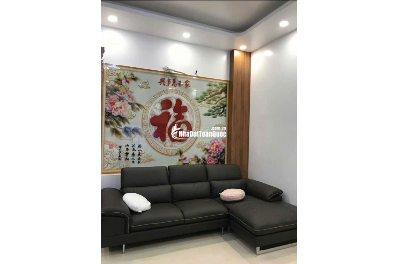 Bán nhà 4 lầu Nguyễn Văn Linh, Bình Hưng, Bình Chánh, hẻm xe hơi lớn