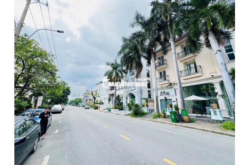 Bán biệt thự Khu Nam Thông 3 - Quận 7 đang có hợp đồng thuê sẵn