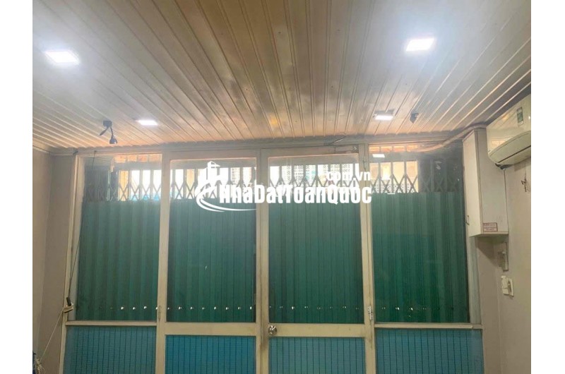 Cho thuê MB có máy lạnh tiện KD ngay mặt tiền Vĩnh Viễn Quận 10