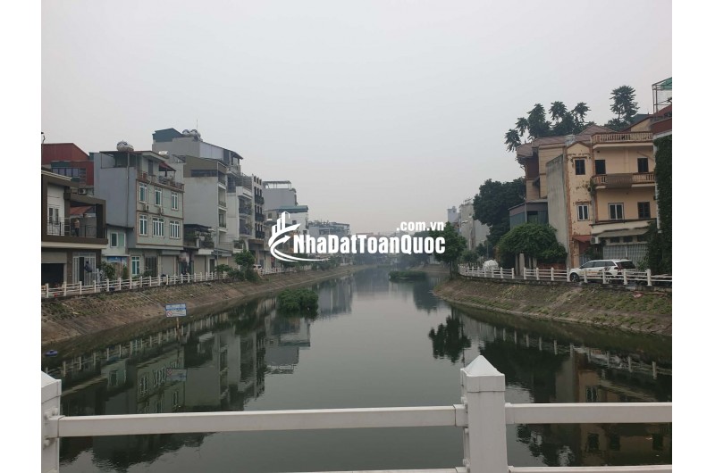 TUYỆT PHẨM VỊ TRÍ VÀNG – 6 TẦNG THANG MÁY PHỐ CỔ LONG BIÊN!