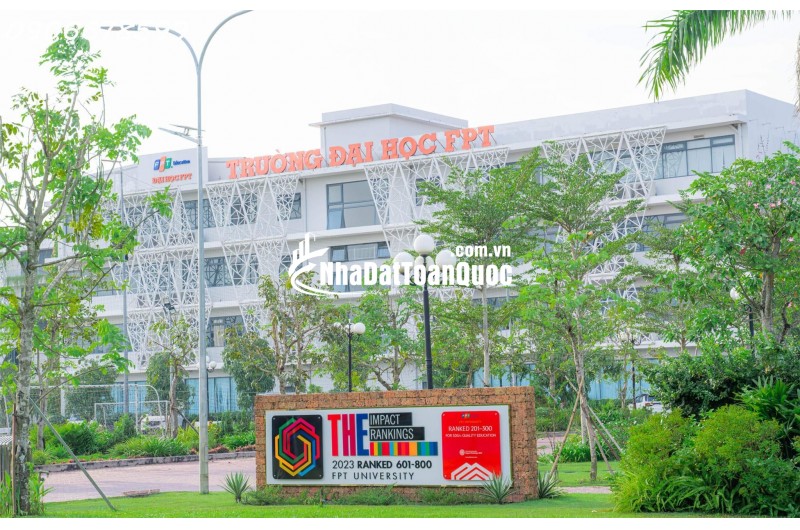 Bán Nhà Phố 4 tầng đối diện trường liên cấp FPT