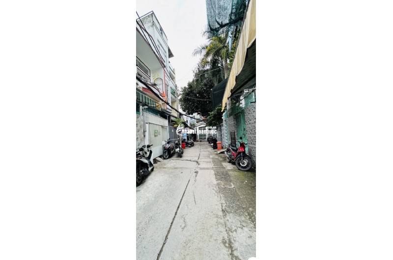 SjÊU PHẨM Q4- DÃY TRỌ 20 PHÒNG- NGAY ĐOÀN VĂN BƠ P14-90M2- 4TẦNG NỞ HẬU- nhĩn 6 tỷ xíu.