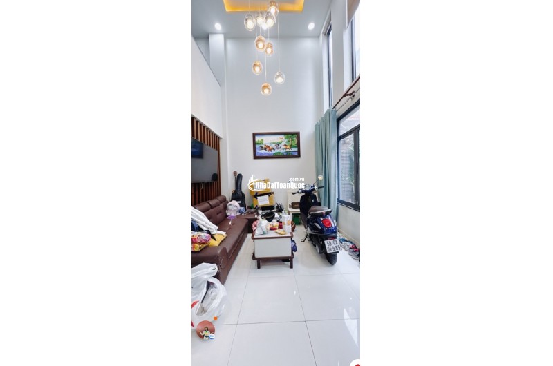 TTQ4 NGAY XÓM CHIẾU ĐOÀN VĂN BƠ - 5TẦNG BTCT - 60M2 - NGANG GẦN 7M - HẺM 3M - CHỈ 7, X TỶ.