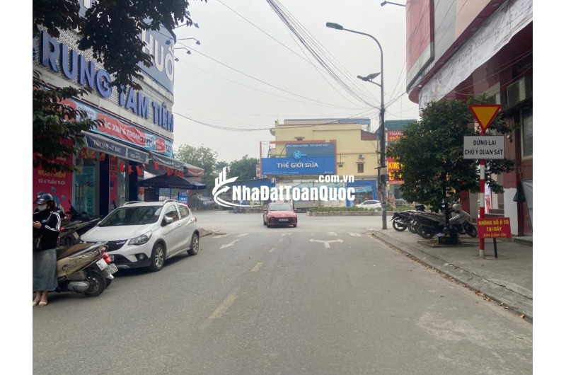 Bán nhà 3 tầng -  lô góc tại khu Phúc Thành 2.