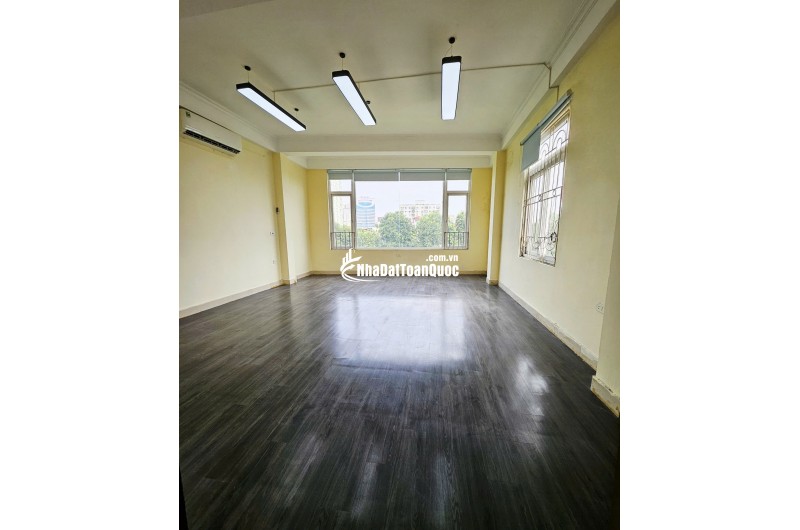 Còn duy nhất 01 văn phòng cần cho thuê 225A Nguyễn Ngọc Vũ - 6 triệu