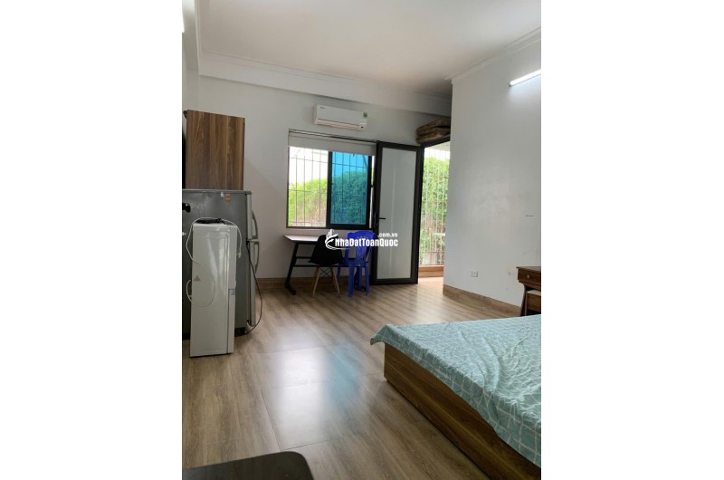 Cho thuê phòng ngõ 99 Trung Kính, full đồ, thang máy, chỉ 5 triệu