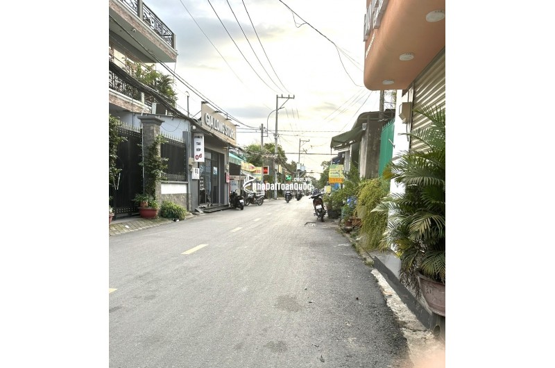 NHÀ 4 TẦNG NỞ HẬU TÀI LỘC-KHU ĐỒNG BỘ DÂN TRÍ CAO-HÀNG XÓM VINHOMES-HẺM 6M-NHỈNH 5TỶ