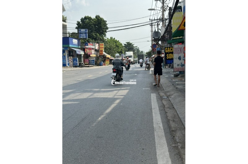 NHÀ HIẾM 2 MẶT ĐƯỜNG TRƯỚC-SAU, NGANG 6M, DT: 94M2 HXH HOÀNG HỮU NAM,,QUẬN 9 CHỈ 5TỶ5.