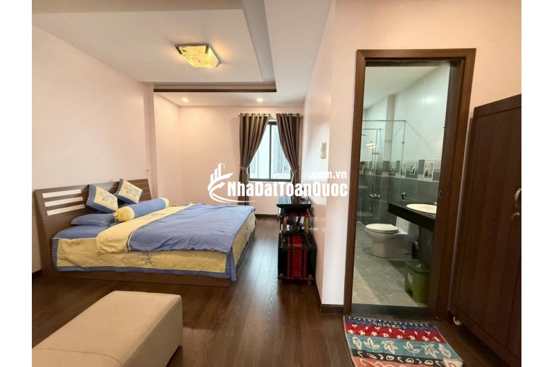 Nhà 3 Tầng Mới Hiện Đại Có Thang Máy Tiện Nghi Trong Khu Đô Thị Văn Minh Ở Nha Trang.