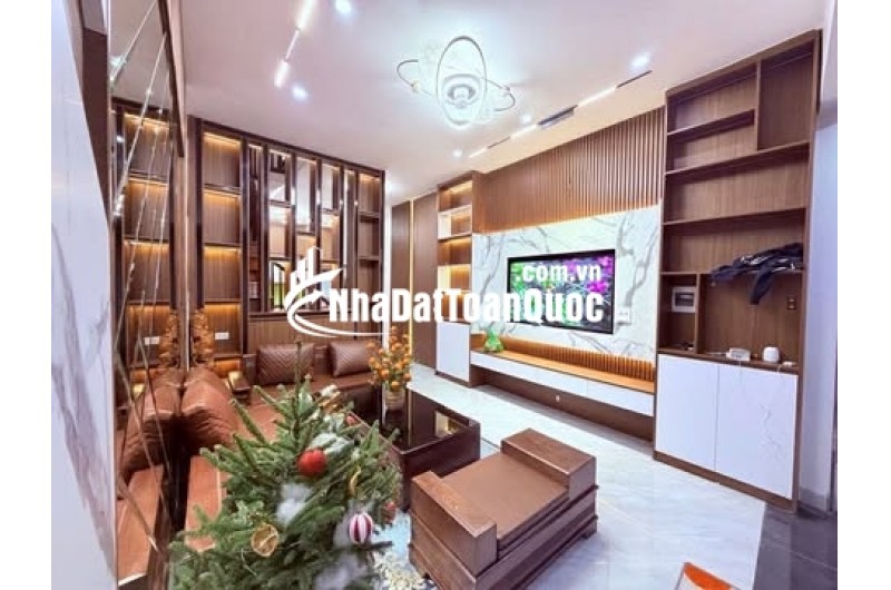 CẦU GIẤY - CÔNG NĂNG ĐỈNH - NHÀ QUÁ ĐẸP - FULL NỘI THẤT - MUA Ở 10 ĐIỂM