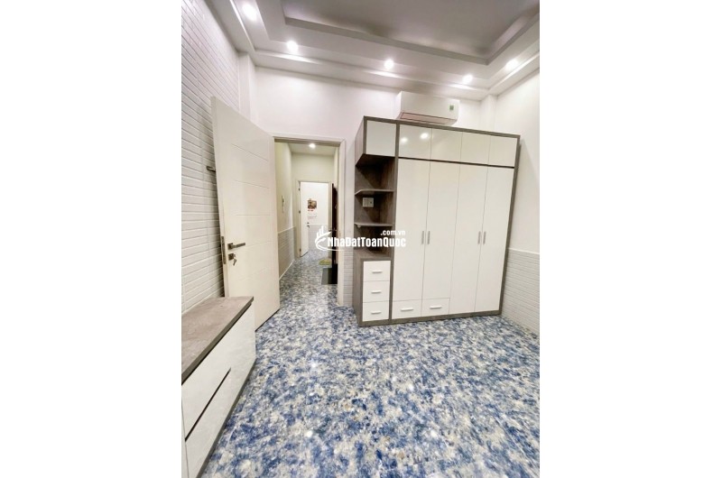 HẺM THÔNG PHAN VĂN TRỊ P.11 BÌNH THẠNH - 30M RA MẶT TIỀN - 4 TẦNG BTCT 5PN MỚI ĐẸP - DT 36M² (3.6x10) - SD 140M² SỔ A4 - CHỈ 6.x TỶ.