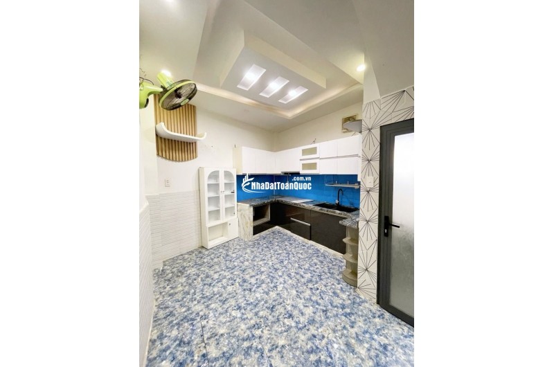 HẺM THÔNG PHAN VĂN TRỊ P.11 BÌNH THẠNH - 30M RA MẶT TIỀN - 4 TẦNG BTCT 5PN MỚI ĐẸP - DT 36M² (3.6x10) - SD 140M² SỔ A4 - CHỈ 6.x TỶ.