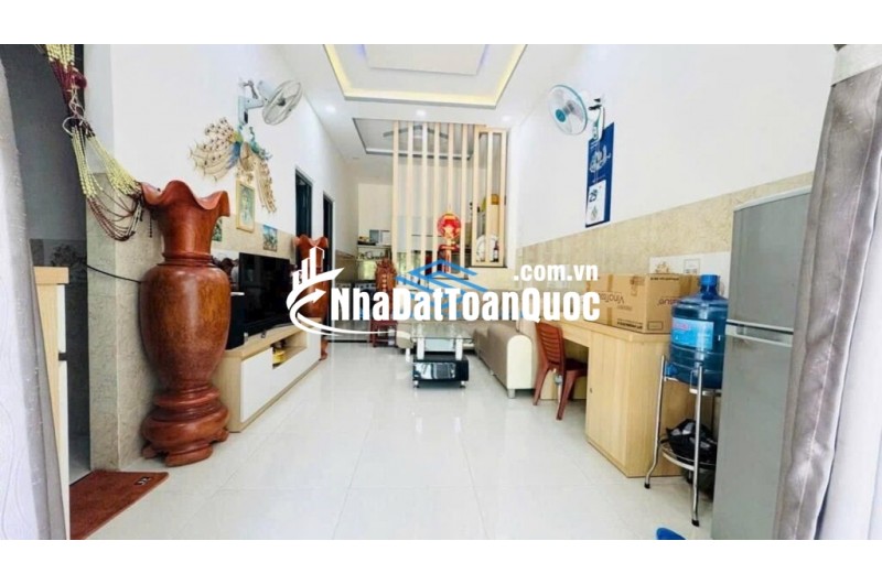 BÁN NHÀ CẤP 4  2 PHÒNG NGỦ HẺM 505 LƯƠNG ĐỊNH CỦA NHA TRANG GIÁ TỐT 1 TỶ 8