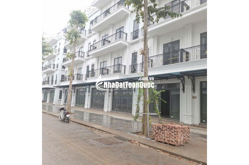 PHÂN LÔ - VỈA HÈ - OTO TRÁNH - KINH DOANH