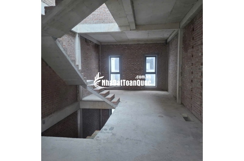 PHÂN LÔ - VỈA HÈ - OTO TRÁNH - KINH DOANH