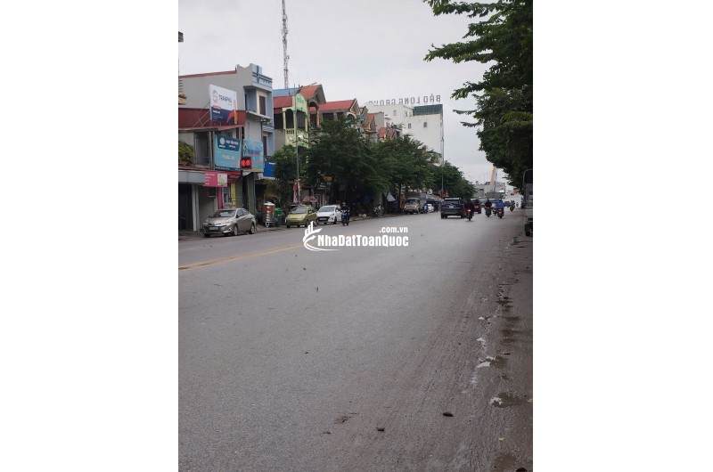 Bán nhà 3 tầng trục Nguyễn Trãi - Ql38 phố Ba Huyện, Bắc Ninh