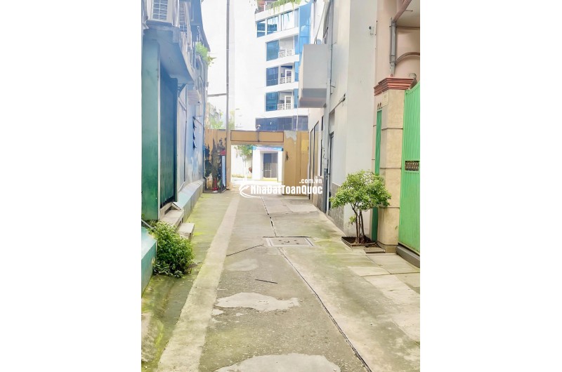 GÓC 2 HẺM NGUYỄN VĂN CỪ – NHÀ 3 TẦNG CHỈ 6.3 TỶ. LH: 0779351867 – 0764071867.