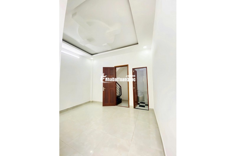 GÓC 2 HẺM NGUYỄN VĂN CỪ – NHÀ 3 TẦNG CHỈ 6.3 TỶ. LH: 0779351867 – 0764071867.