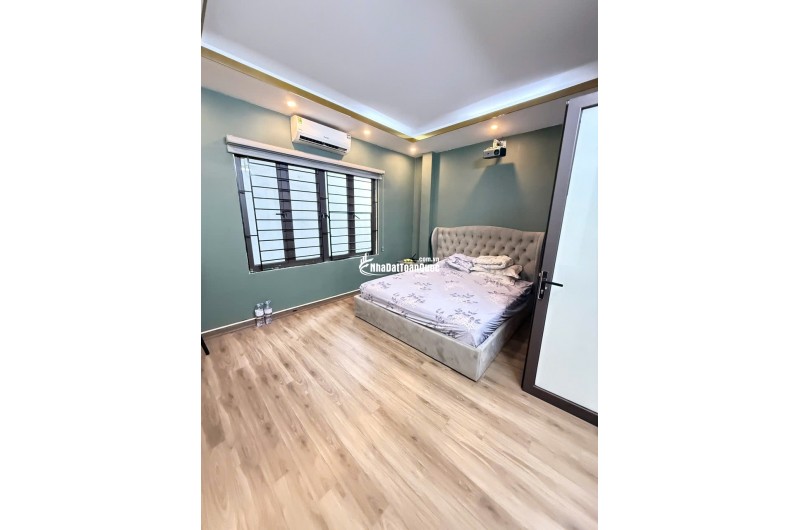 Bán nhà Lĩnh Nam – Hoàng Mai – Hà Nội – 32m2 – Mặt tiền 5m – 5 tầng – 3 ngủ - chào 6,8 tỷ.