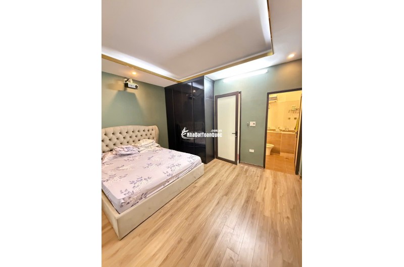 Bán nhà Lĩnh Nam – Hoàng Mai – Hà Nội – 32m2 – Mặt tiền 5m – 5 tầng – 3 ngủ - chào 6,8 tỷ.