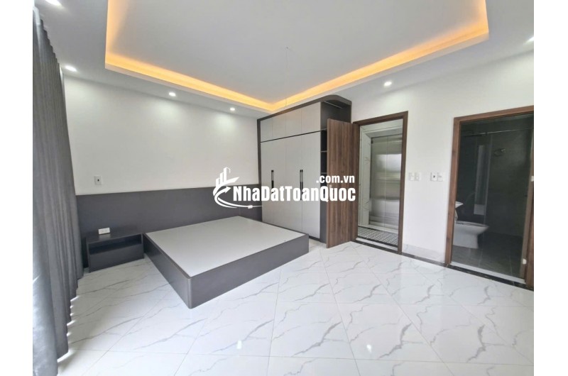 Bán nhà- Khuyến Lương- Hoàng Mai- 36m2- Lô góc - mặt tiền 4.8 m, 7 tầng thang máy – chào 8.2 tỷ