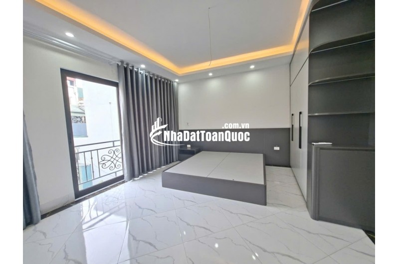 Bán nhà- Khuyến Lương- Hoàng Mai- 36m2- Lô góc - mặt tiền 4.8 m, 7 tầng thang máy – chào 8.2 tỷ