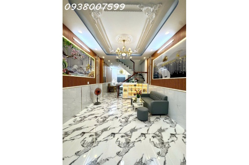 NHÀ BÁN GẤP GIẢM 400 TRIỆU. SÁT VÁCH QUẬN 7  - NHÀ MỚI Ở NGAY (4x15m) VUÔNG VỨC, TẶNG FULL NỘI THẤT - SỔ HỒNG HOÀN CÔNG, CÔNG CHỨNG NGAY - 5.5 TỶ