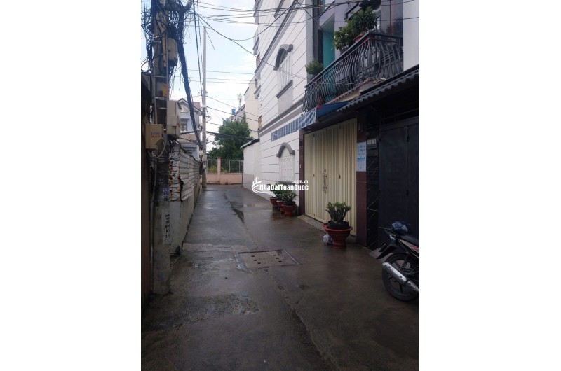 NHÀ MẶT TIỀN HẺM XE HƠI – HẺM 1806 HUỲNH TẤN PHÁT, NHÀ BÈ 
 Giá bán: 5 tỷ 850 triệu (thương lượng chính chủ)