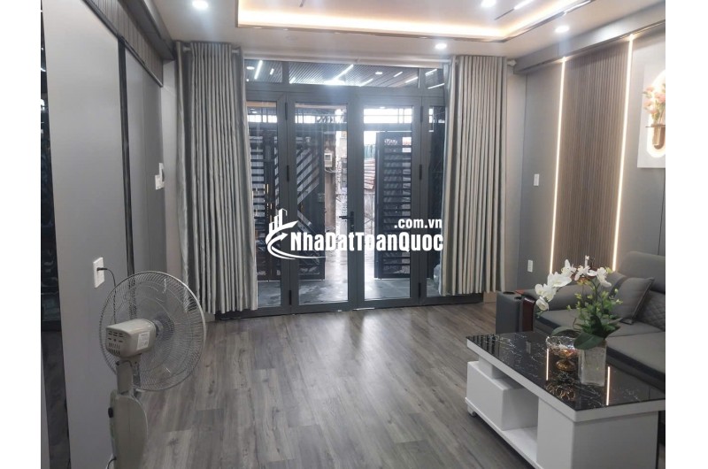 NHÀ MẶT TIỀN HẺM XE HƠI – HẺM 1806 HUỲNH TẤN PHÁT, NHÀ BÈ 
 Giá bán: 5 tỷ 850 triệu (thương lượng chính chủ)