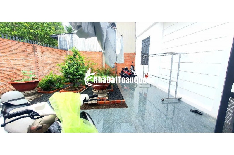 BÁN NHÀ ĐẤT TẠI ẤP NHẤT THẠNH HOÀ 500M2 SHR CHỈ 2 TỶ. LH:0913314259.