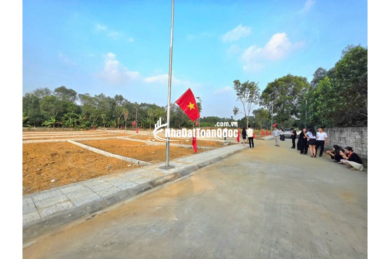 330TR SỞ HỮU NGAY LÔ ĐẤT 126M2 Ở TRIỆU SƠN, ĐƯỜNG Ô TÔ TRÁNH NHAU