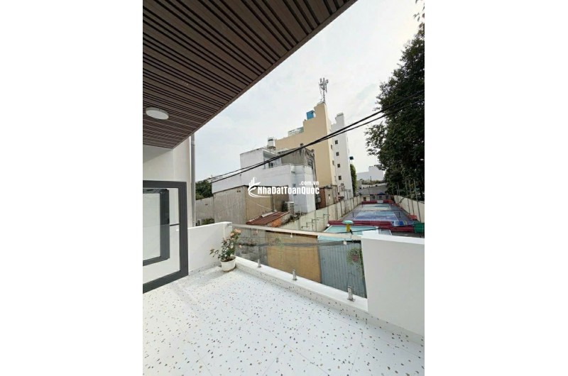 BÁN NHÀ 1/ ĐƯỜNG TÂY THẠNH, CÁCH 1 CĂN RA MT, 2 TẦNG ĐÚC MỚI 42M2 CHỈ 5.X TỶ. LH:0788671728.