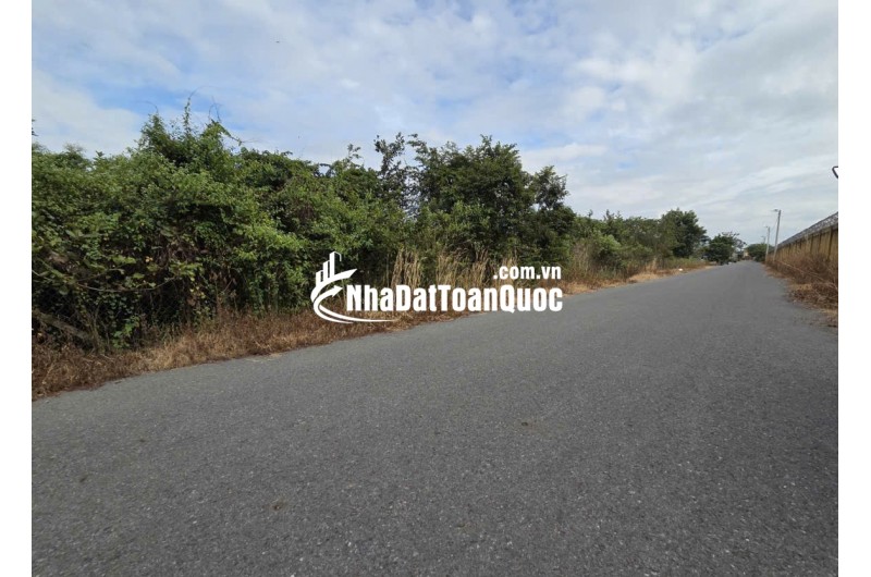 BÁN 1732 M² ĐẤT ĐƯỜNG PHẠM VĂN CỘI CỦ CHI, GIÁ 12TR/M2. LH:0938677702.