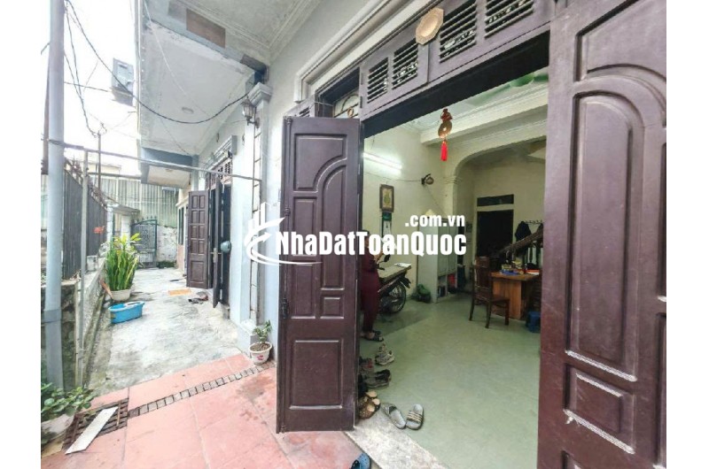 Bán Nhà 3 Tầng 61M2 Liên Mạc Từ Liêm Mặt Tiền 5M Giá Nhỉnh 6 Tỷ, Gần Ô Tô, Sổ Đẹp, Nở Hậu