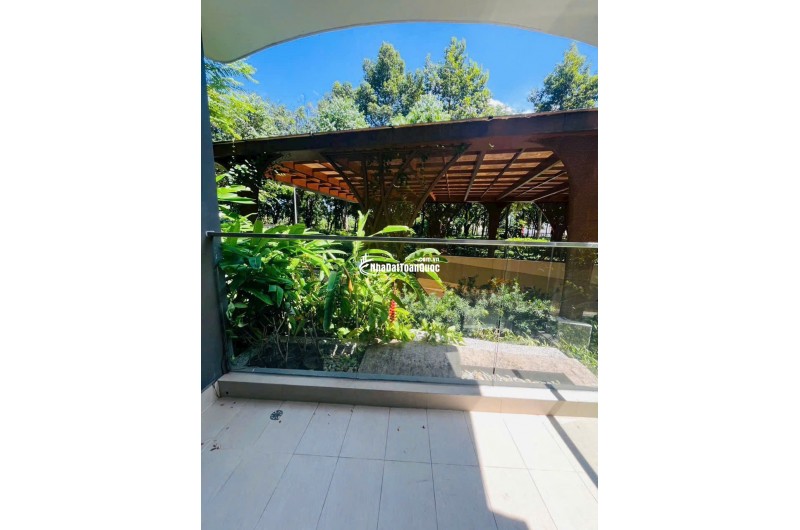 Căn hộ Duplex tầng trệt còn sót lại ngay tại KĐT Celadon City160m2 giá nhỉnh 13 tỷ