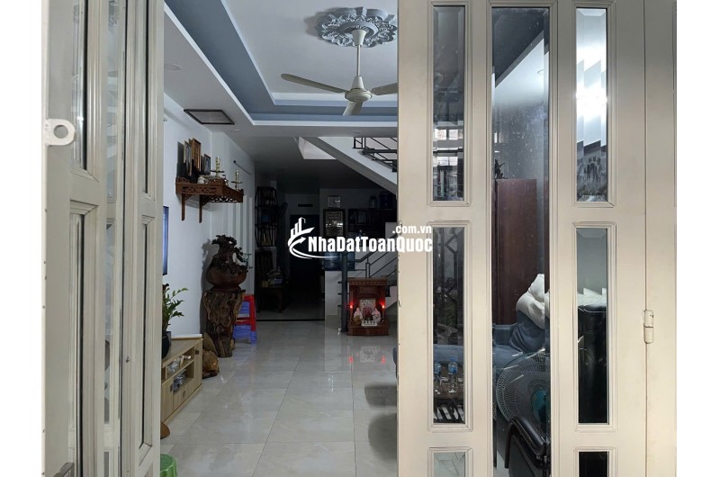 Bán nhà HXH đường Nguyễn Hữu Tiến, 80m2, 2 tầng giá nhỉnh 7 tỷ