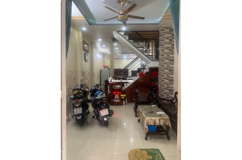 BÁN NHÀ 1 TRỆT 2 LẦU TẠI THÀNH PHỐ THỦ ĐỨC, DT 71.2M2 SẴNSHR CHỈ 5.8 TỶ. LH:0969128268.