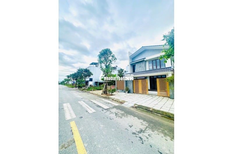 BÁN ĐẤT TĐC BÌNH KỲ – VIEW CÔNG VIÊN – DT 100M2 –  GIÁ TỐT. LH:0905138556.