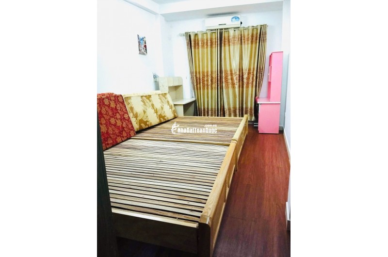 BÁN NHÀ SÀI ĐỒNG LONG BIÊN DT 39M2 Ô TÔ ĐỖ CỬA VÀI BƯỚC RA CHỢ DÂN SINH TIỆN ÍCH