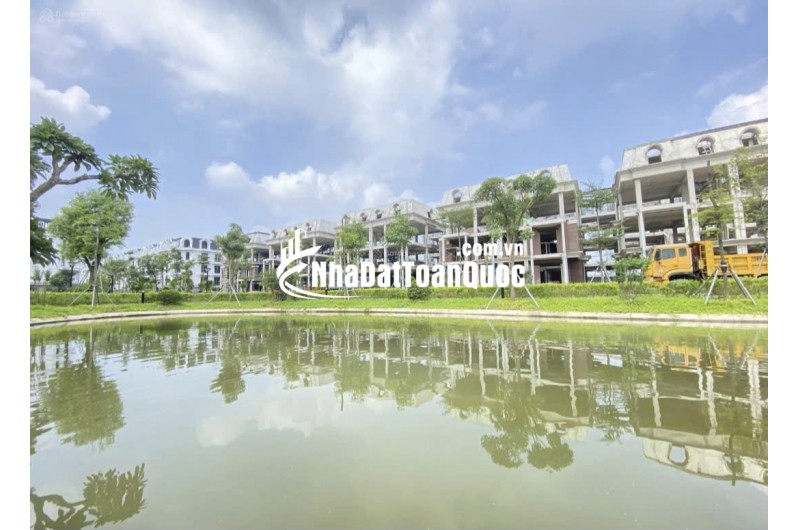  CẦN BÁN GẤP BIỆT THỰ TRUNG TÂM THƯỜNG TÍN – VIEW HỒ, MẶT ĐƯỜNG LỚN 