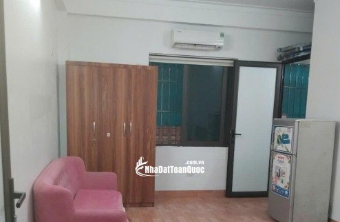 Cho thuê phòng ngõ 99 Trung Kính, full đồ, thang máy, chỉ 5 triệu