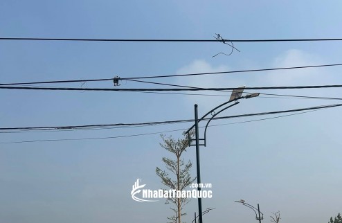 Cắt lỗ gấp: Chính chủ cần bán gấp lô đường Hàng Cau đồng trạng giá ngã cây liên hệ 0931xx