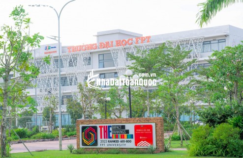 Bán Nhà Phố 4 tầng đối diện trường liên cấp FPT