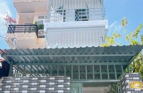 SjÊU PHẨM Q4- DÃY TRỌ 20 PHÒNG- NGAY ĐOÀN VĂN BƠ P14-90M2- 4TẦNG NỞ HẬU- nhĩn 6 tỷ xíu.