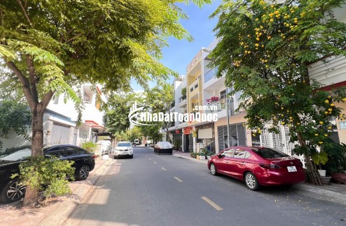 Nhà 3 Tầng Mới Hiện Đại Có Thang Máy Tiện Nghi Trong Khu Đô Thị Văn Minh Ở Nha Trang.