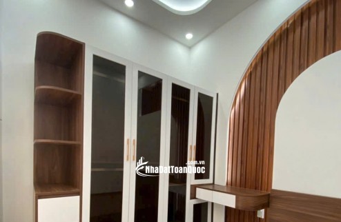 Siêu Phẩm Cấp 4  Nhà Đẹp  Hiện Đại  Ở Phước Long Phường Nam Nha
