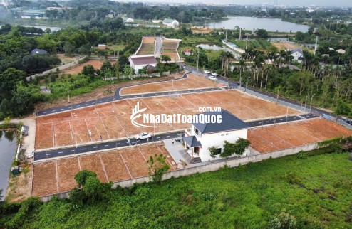 Chính chủ cần bán nhanh lô góc hoa hậu tại Hòa Lạc, dt 100m2, full thổ cư, gần QL21, khu CNC, ĐHQG